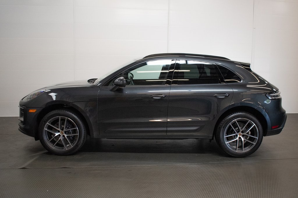 2025 Porsche Macan  3