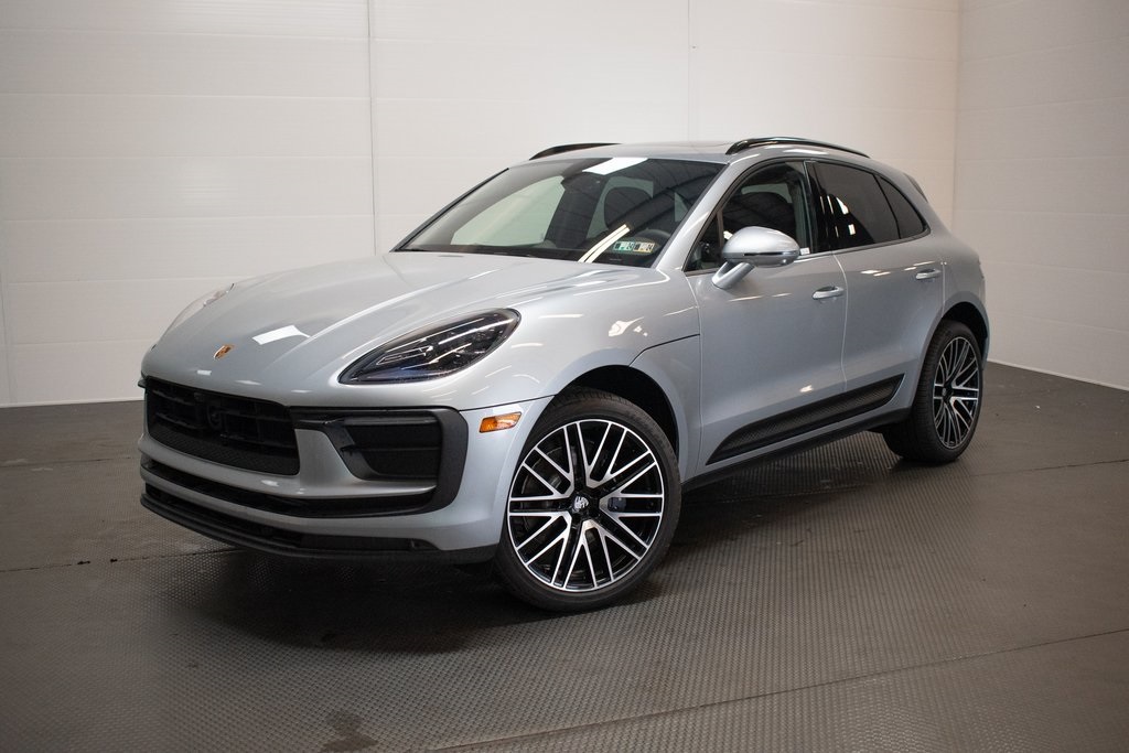 2024 Porsche Macan  1