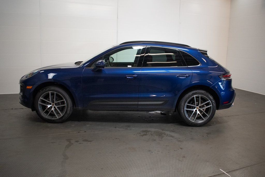 2024 Porsche Macan  3