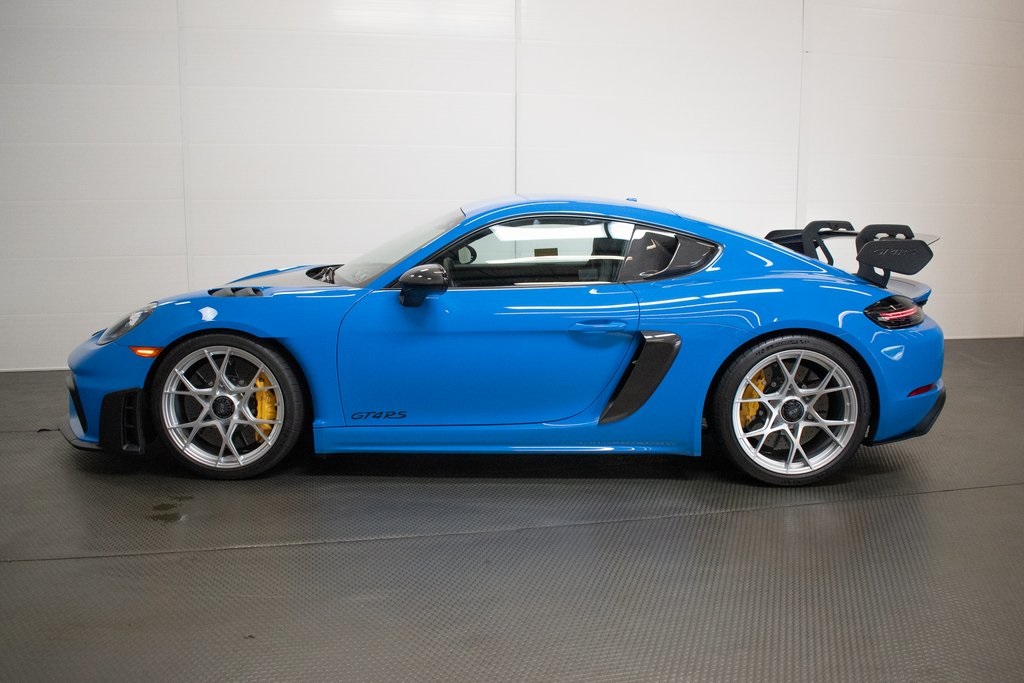 2023 Porsche 718 Cayman GT4 RS 3