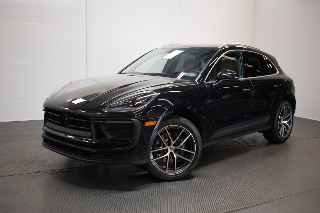 2024 Porsche Macan  1