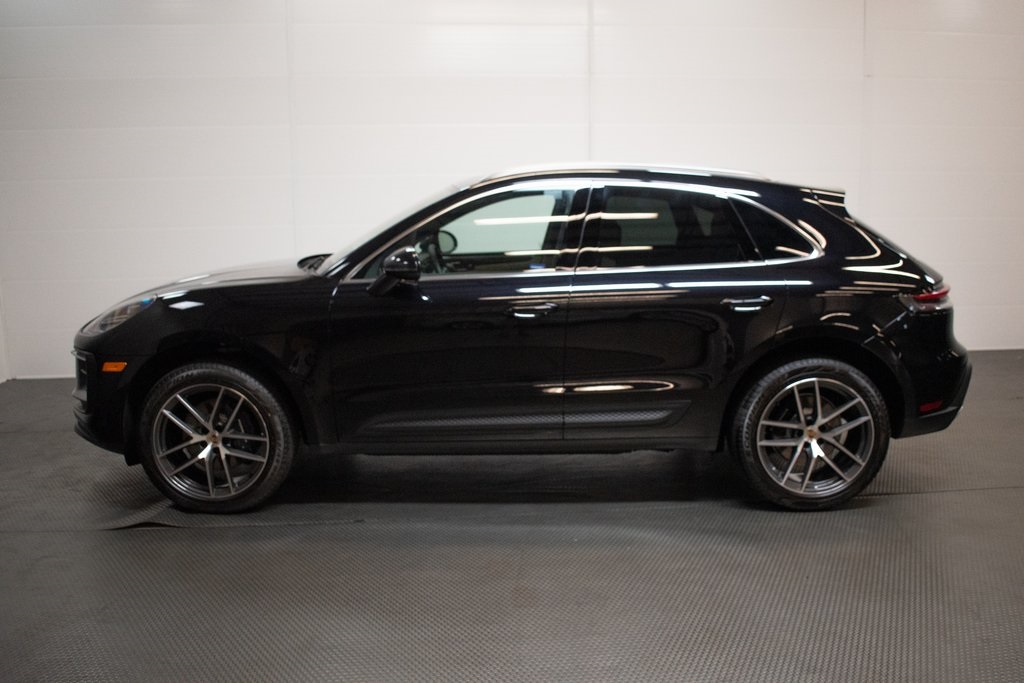 2024 Porsche Macan  3