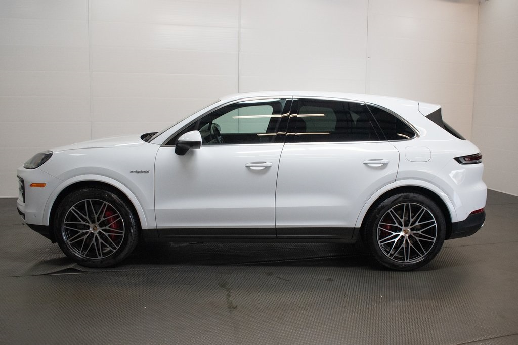 2024 Porsche Cayenne E-Hybrid S 3