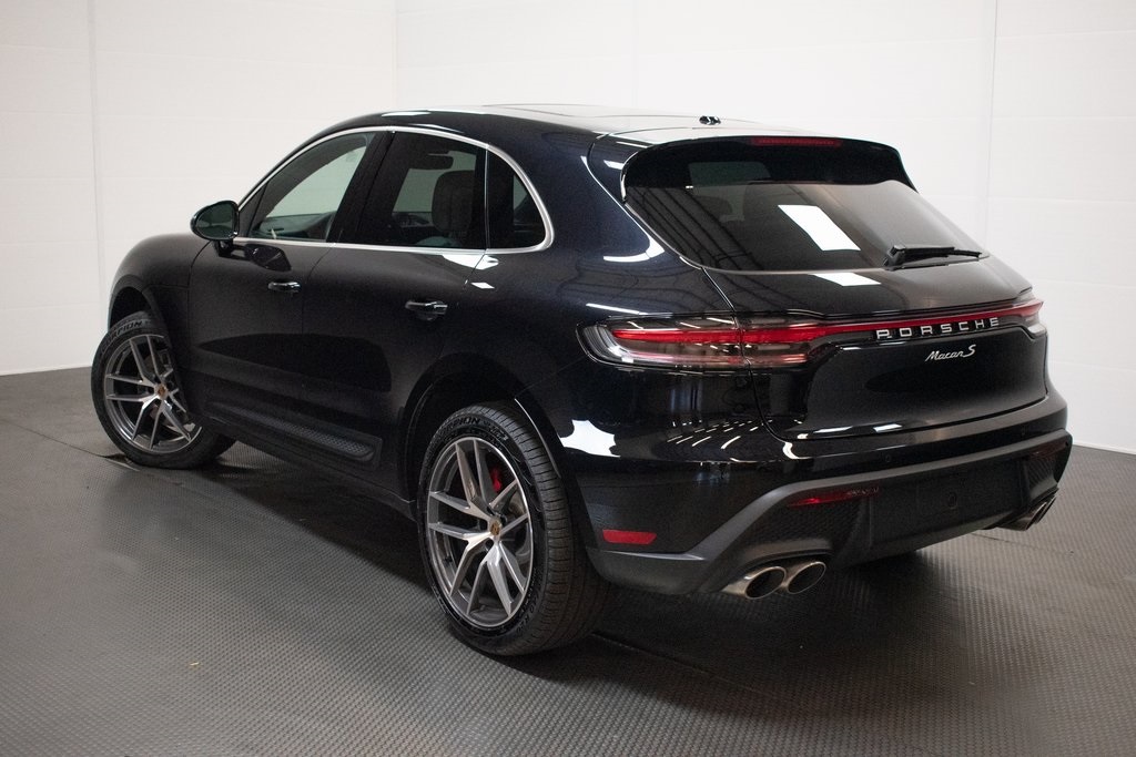 2024 Porsche Macan S 2