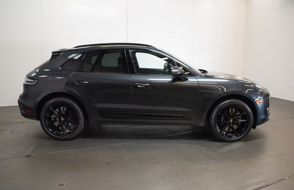 2025 Porsche Macan GTS 9