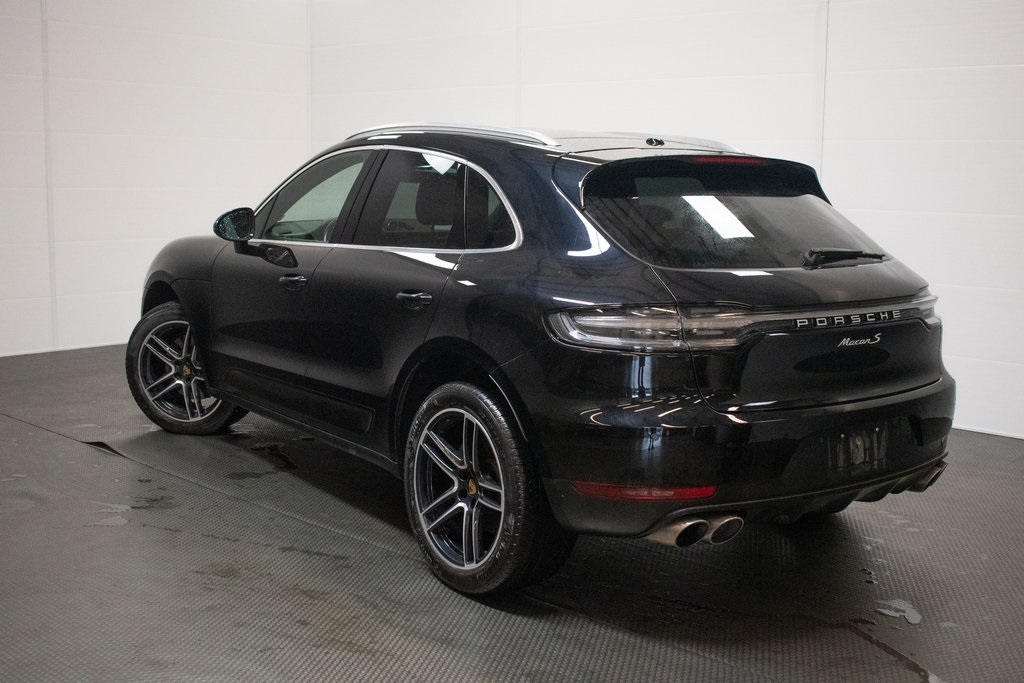 2020 Porsche Macan S 2