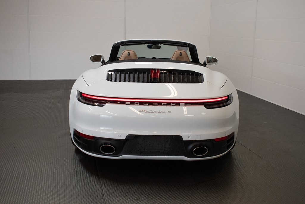 2022 Porsche 911 Carrera S 7