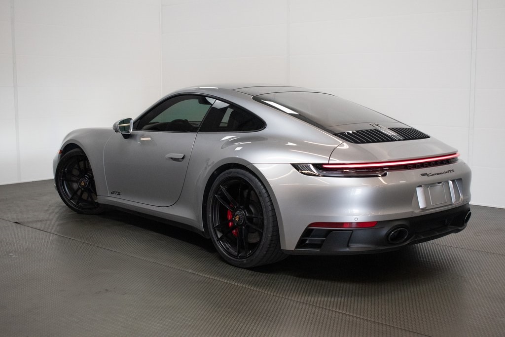 2022 Porsche 911 Carrera 4 GTS 2