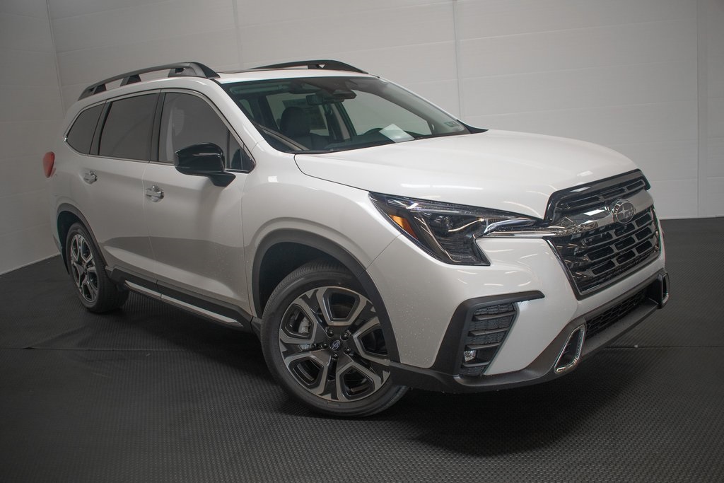 2025 Subaru Ascent Touring 1