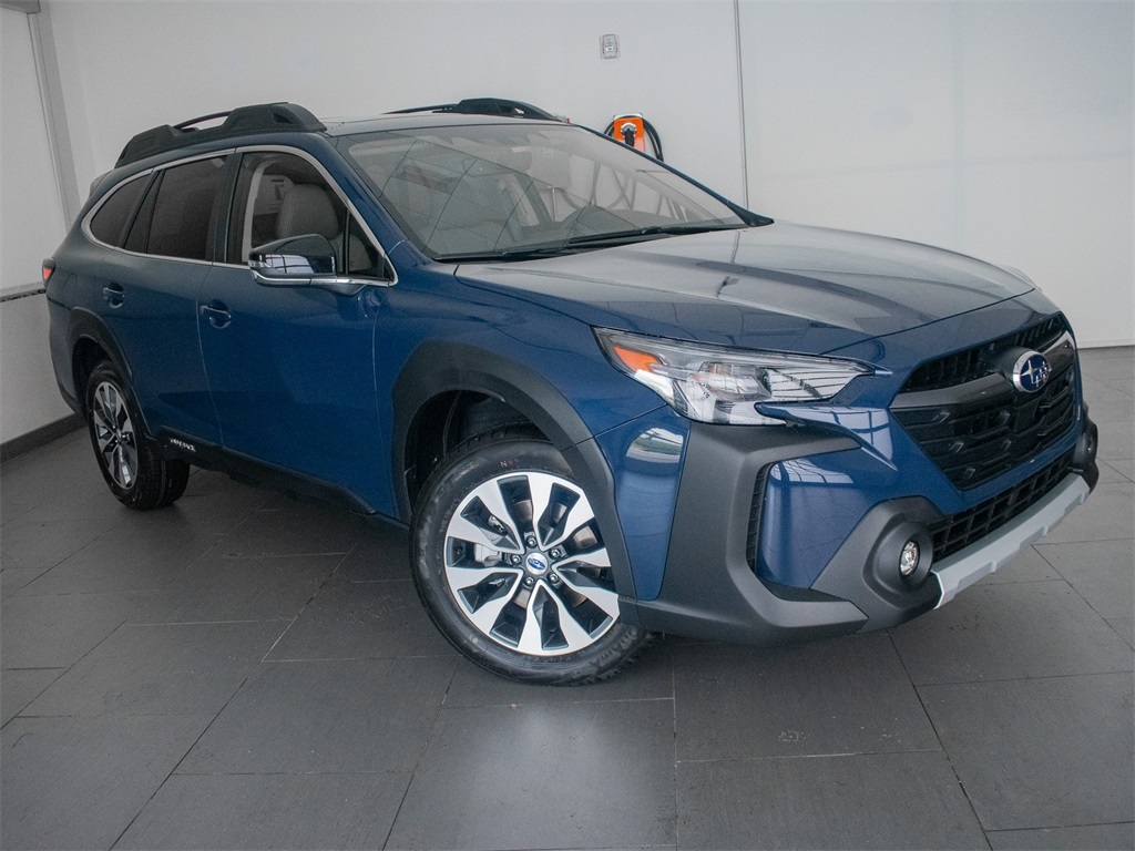 2025 Subaru Outback Limited XT 1