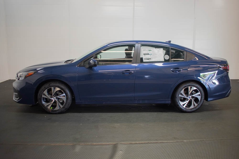 2025 Subaru Legacy Premium 4