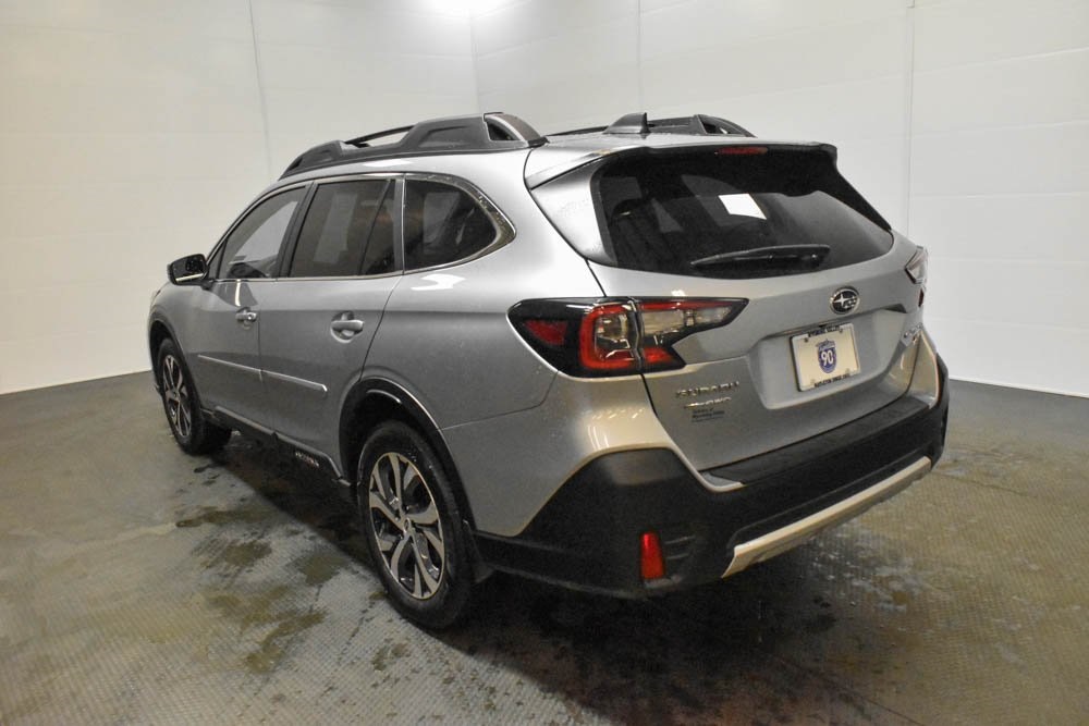 2022 Subaru Outback Limited XT 5