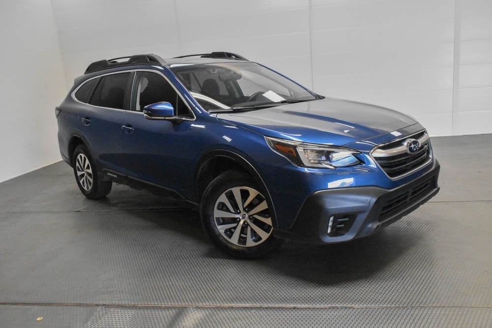 2022 Subaru Outback Premium 1