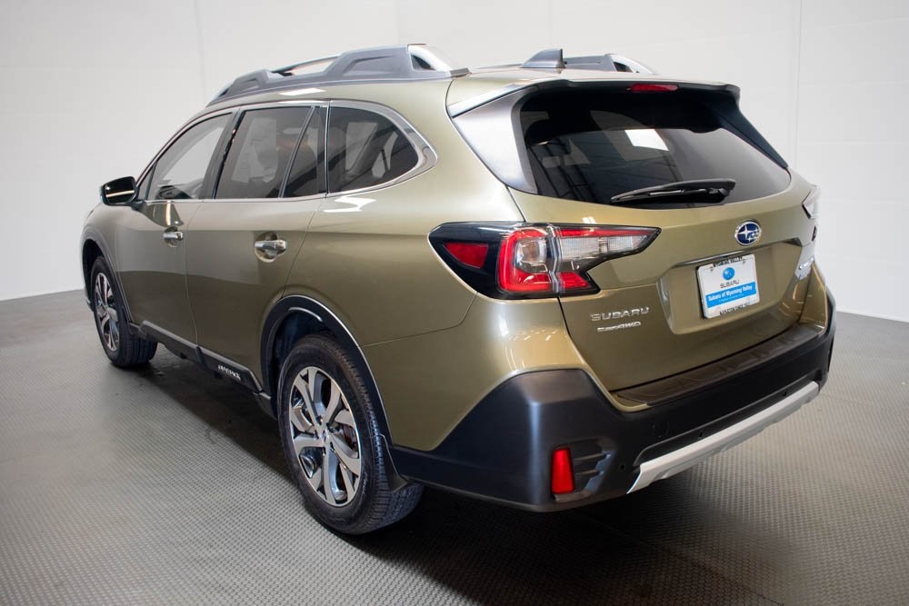 2022 Subaru Outback Touring 5