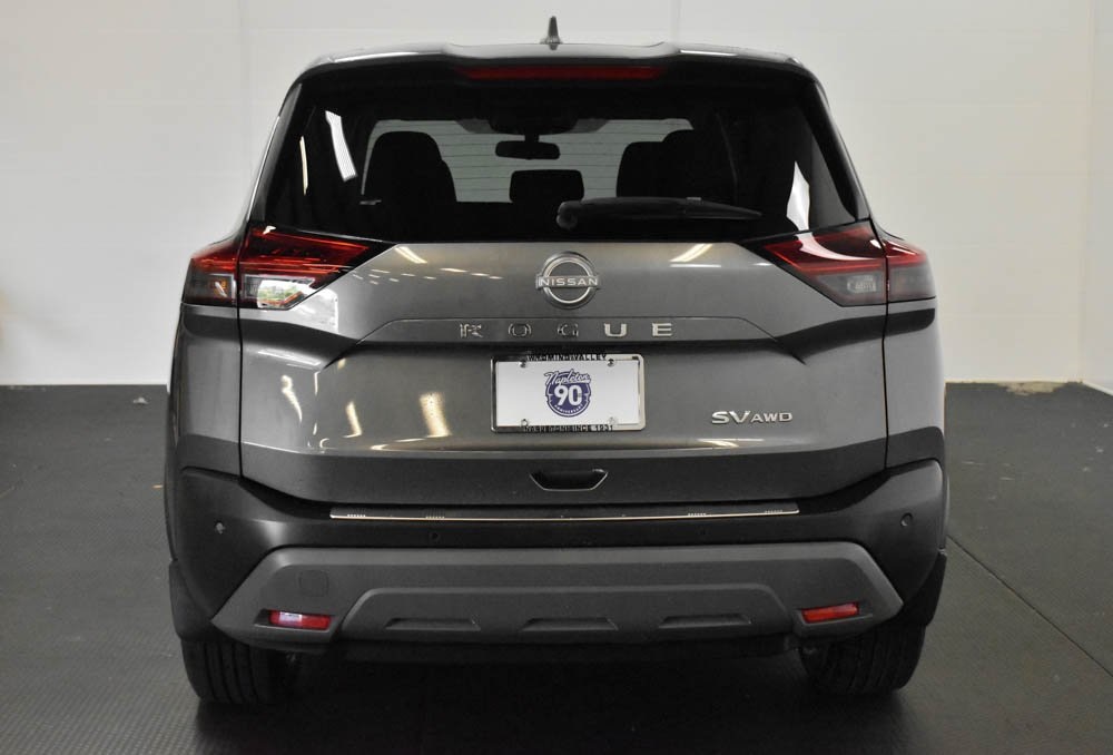 2023 Nissan Rogue SV 6