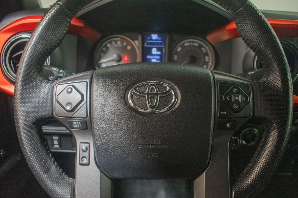 2016 Toyota Tacoma TRD Sport 10