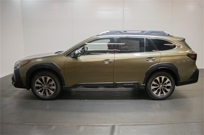 2025 Subaru Outback Touring XT 4