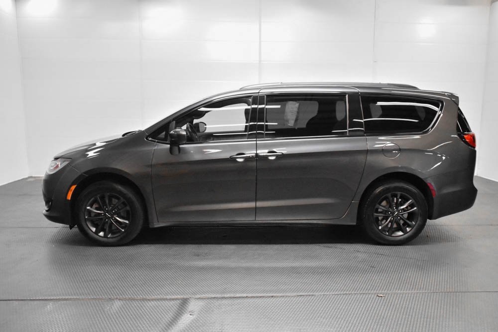 2020 Chrysler Pacifica Launch Edition 4