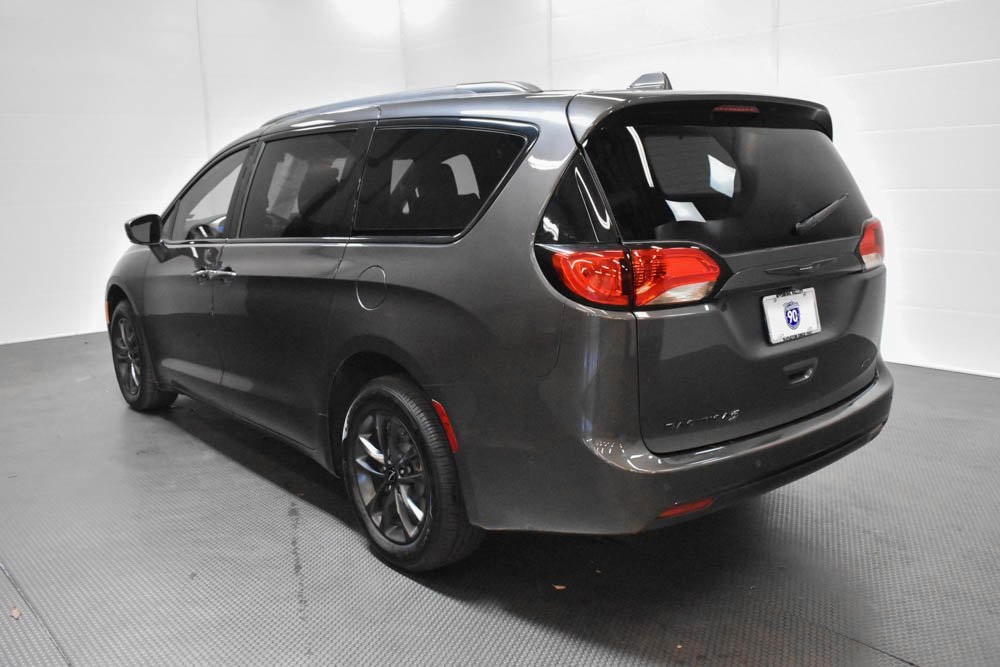 2020 Chrysler Pacifica Launch Edition 5