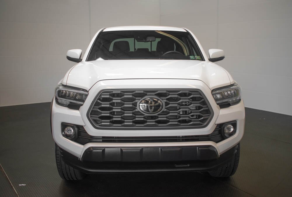 2021 Toyota Tacoma TRD Off-Road 2