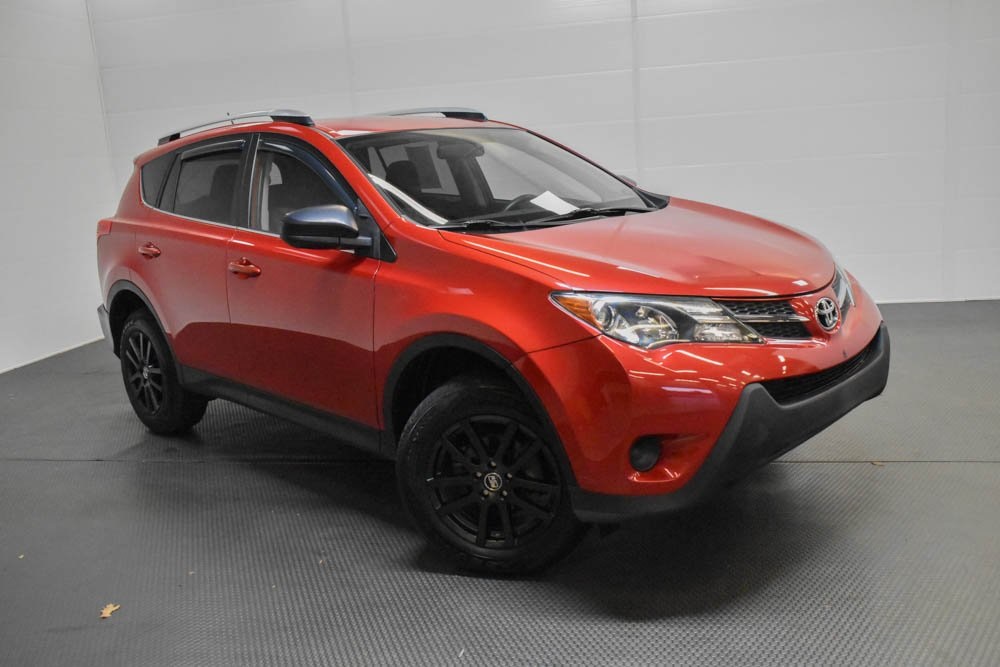 2015 Toyota RAV4 LE 1