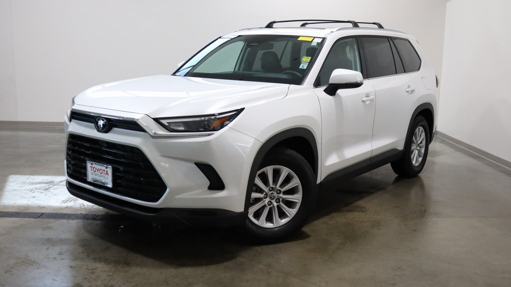 2024 Toyota Grand Highlander XLE 3