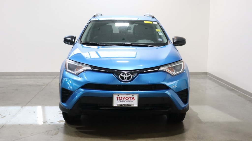 2016 Toyota RAV4 LE 2