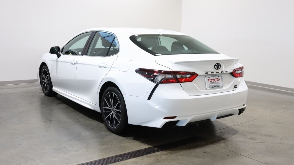 2023 Toyota Camry SE 5