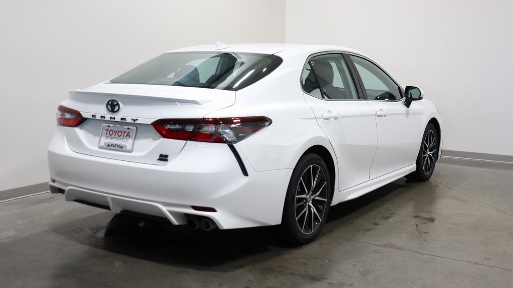 2023 Toyota Camry SE 7