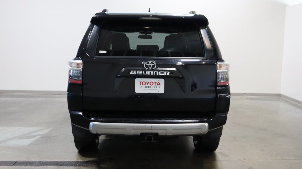 2018 Toyota 4Runner TRD Off-Road Premium 6