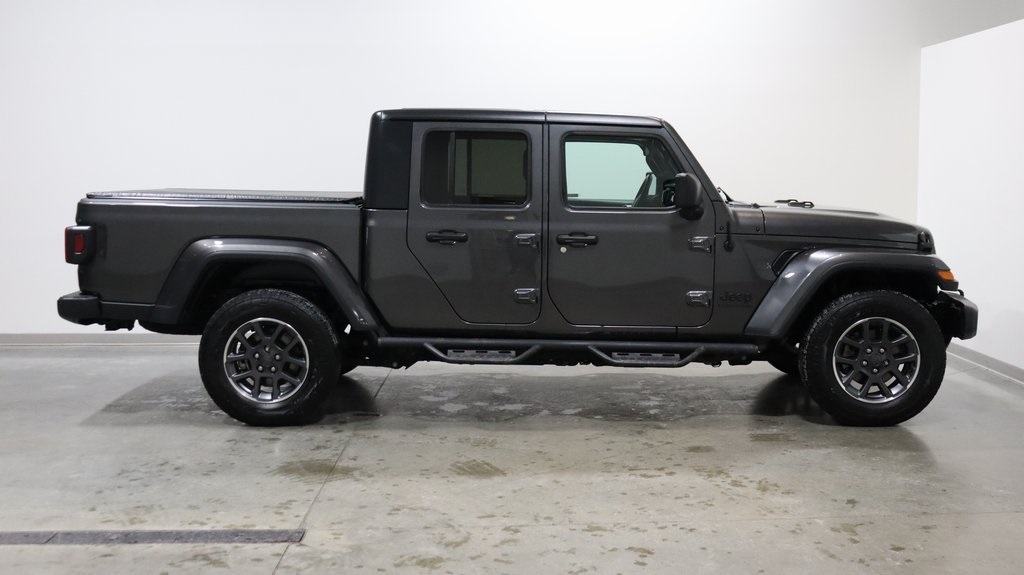 2020 Jeep Gladiator Altitude 8