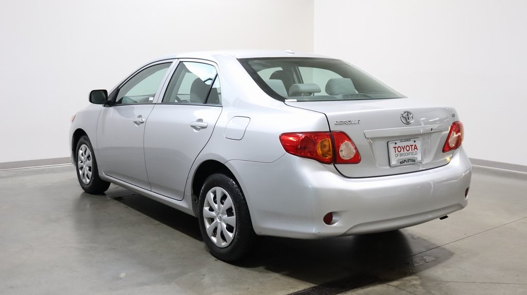 2010 Toyota Corolla LE 5