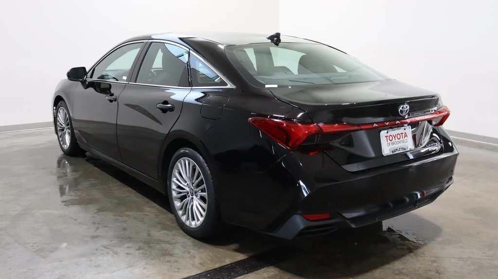 2022 Toyota Avalon Hybrid Limited 5