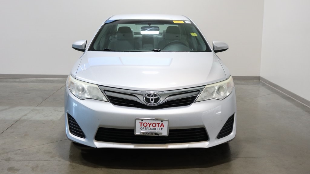 2013 Toyota Camry LE 2