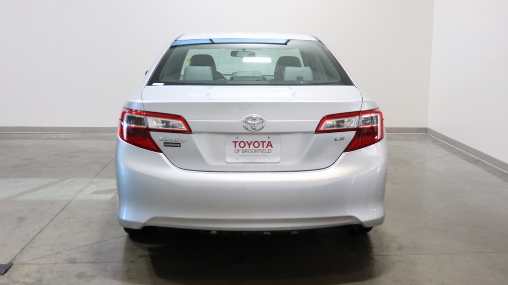 2013 Toyota Camry LE 6