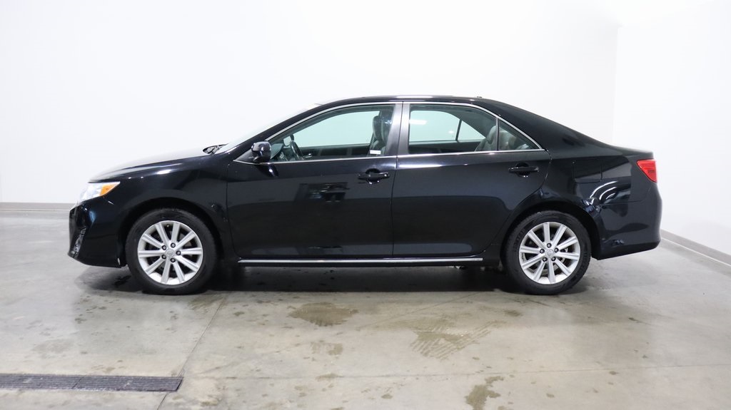 2014 Toyota Camry XLE 4