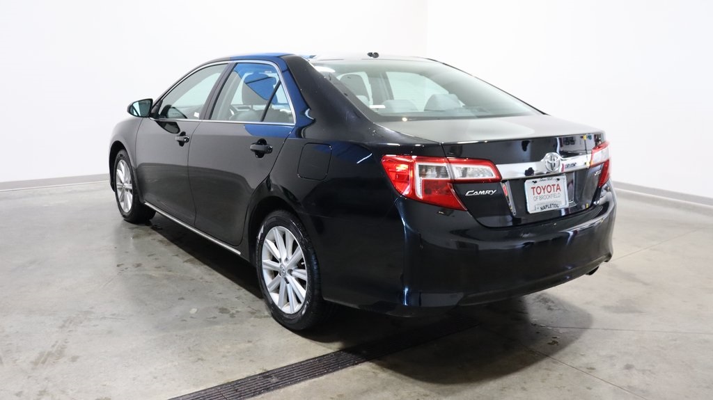 2014 Toyota Camry XLE 5