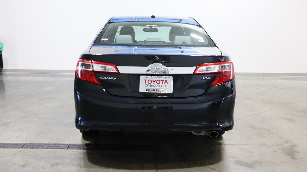 2014 Toyota Camry XLE 6