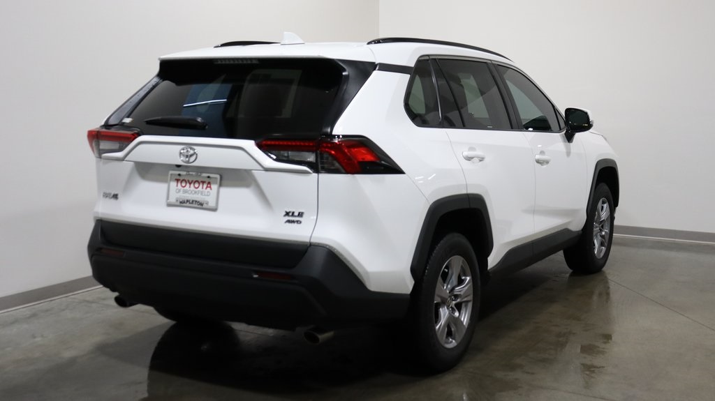 2023 Toyota RAV4 XLE 7