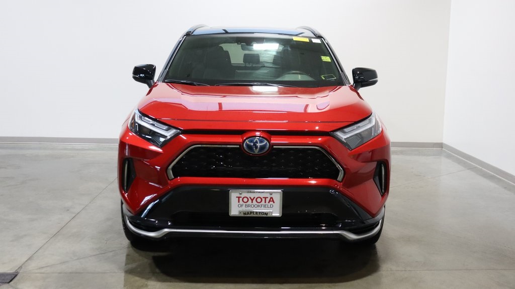 2022 Toyota RAV4 Prime XSE 2