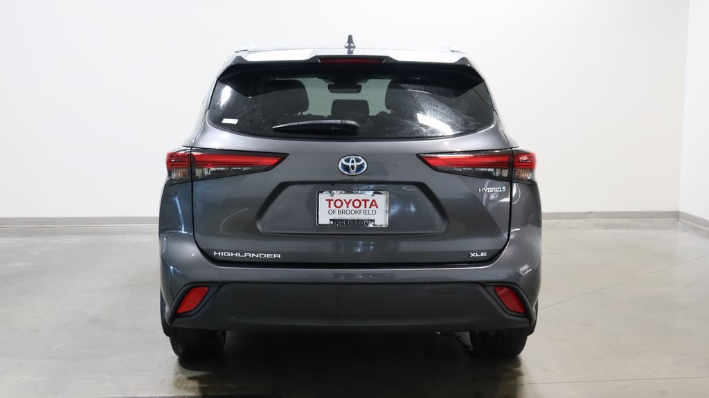 2022 Toyota Highlander Hybrid XLE 6