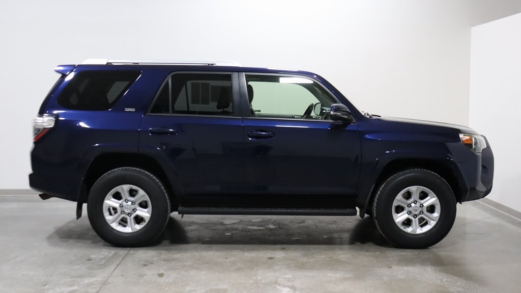 2015 Toyota 4Runner SR5 Premium 8