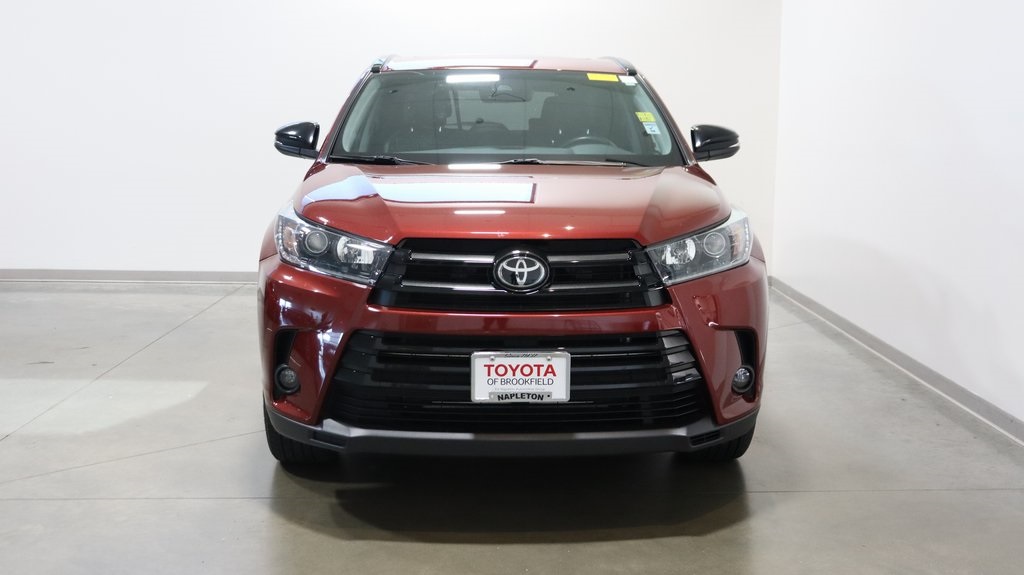 2019 Toyota Highlander SE 2