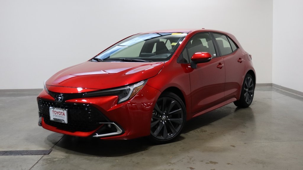 2024 Toyota Corolla Hatchback XSE 3