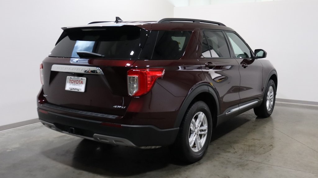 2022 Ford Explorer XLT 7