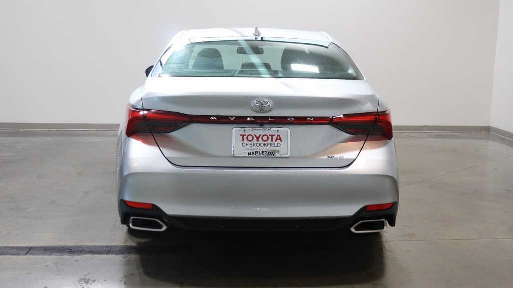 2019 Toyota Avalon XLE 6