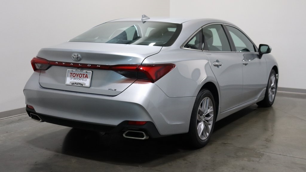 2019 Toyota Avalon XLE 7