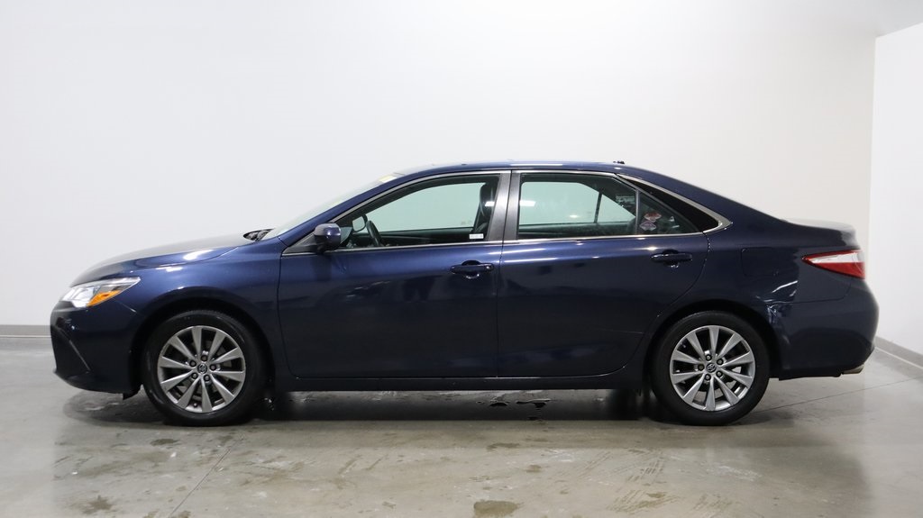 2015 Toyota Camry XLE 4