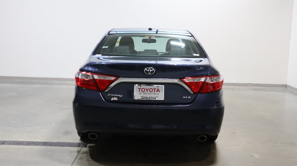 2015 Toyota Camry XLE 6