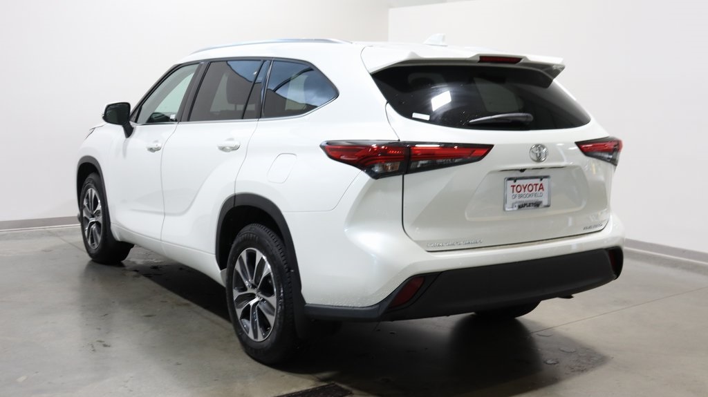 2021 Toyota Highlander XLE 5